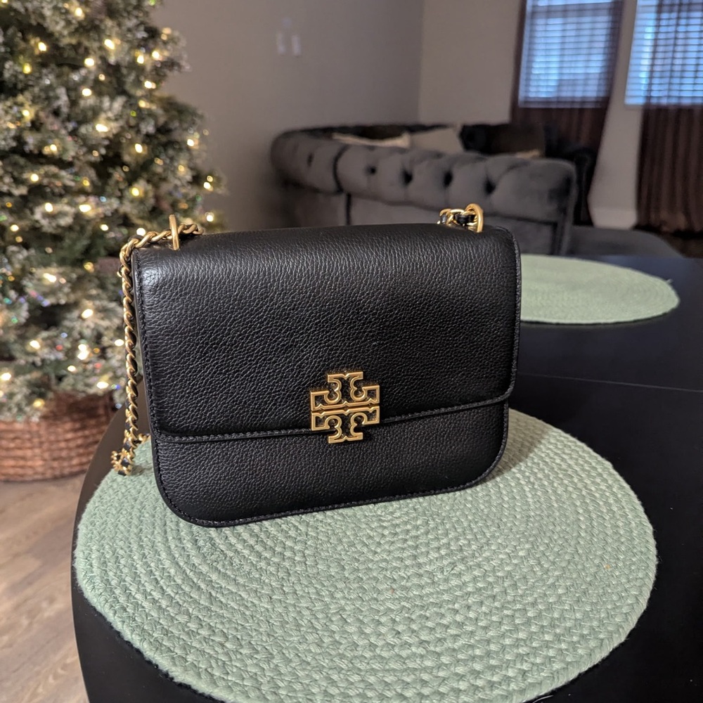 Tory Burch Britten Black Leather Crossbody Bag - Like New Condition